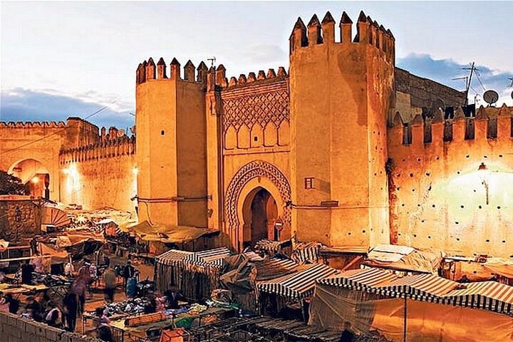 Tour 9 días por Marruecos desde Tánger a Marrakech por Chefchaouen y el desierto